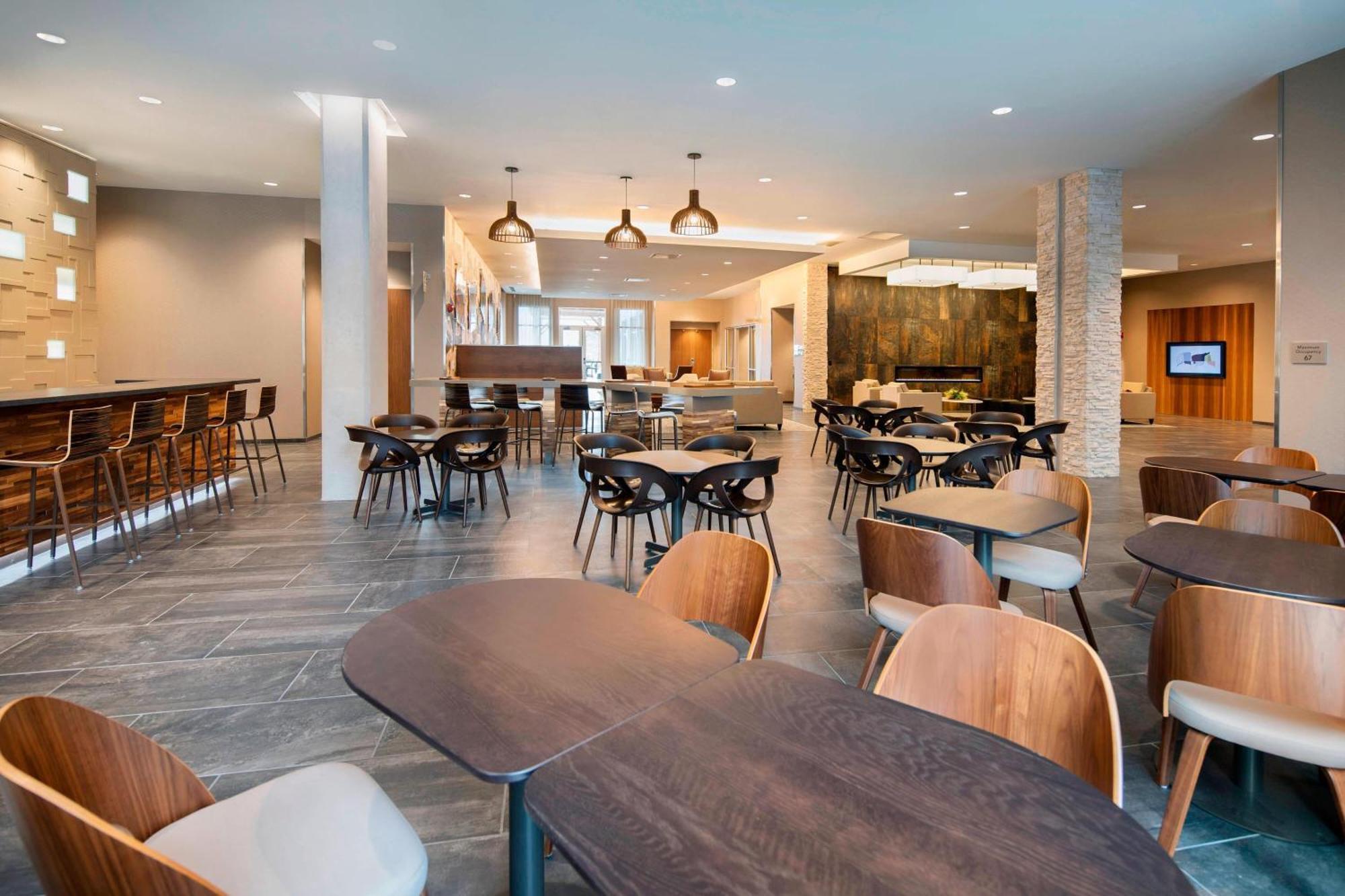 Courtyard By Marriott Atlanta Vinings/Galleria Smyrna Extérieur photo