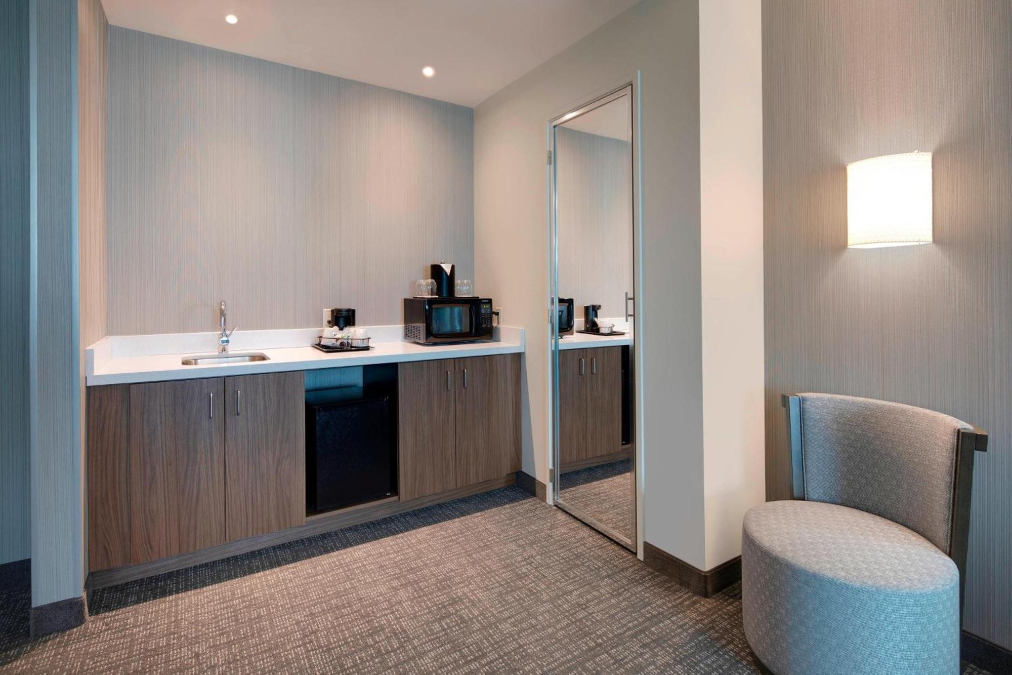 Courtyard By Marriott Atlanta Vinings/Galleria Smyrna Extérieur photo
